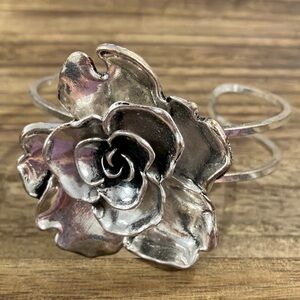 Avon Flower Cuff Bracelet Burnished Silvertone